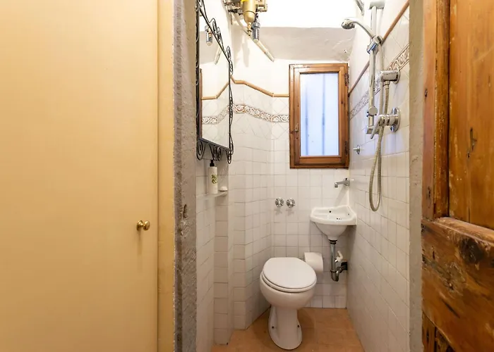 Antonino By Halldis Apartament